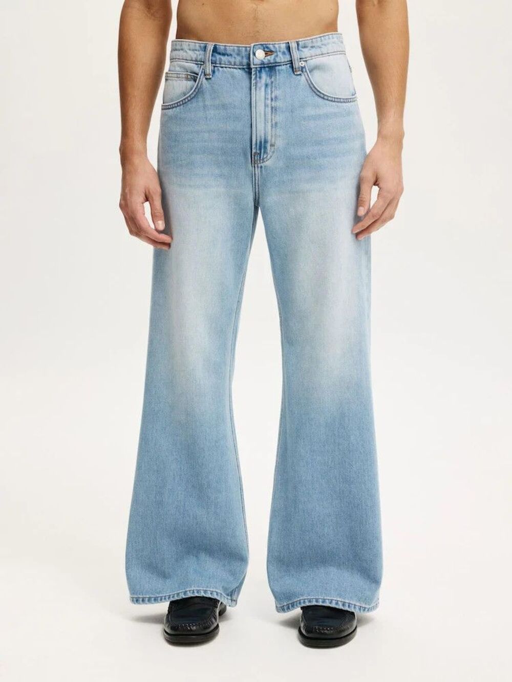 Cotton On Jeans Mens Size 28 Blue Light Wash Baggy Bootcut Rigid Relaxed